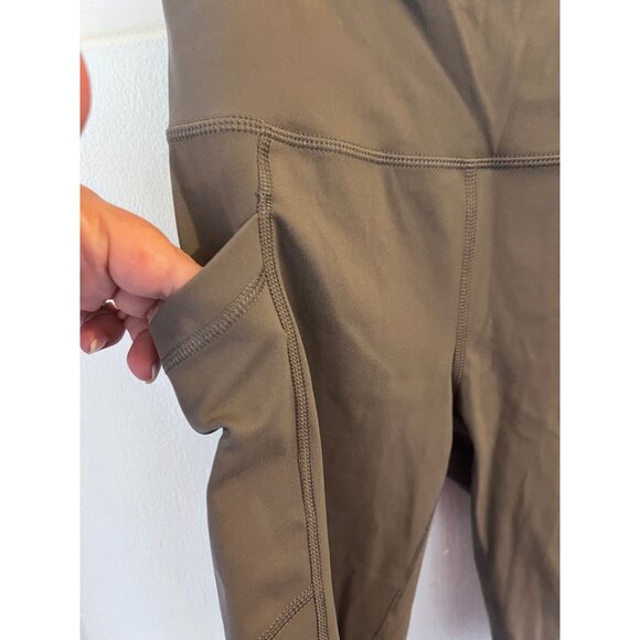 90 Degree by Reflex, Bike Shorts, Gray/Grey, Size Small, 9 inch inseam/length - Picture 3 of 6